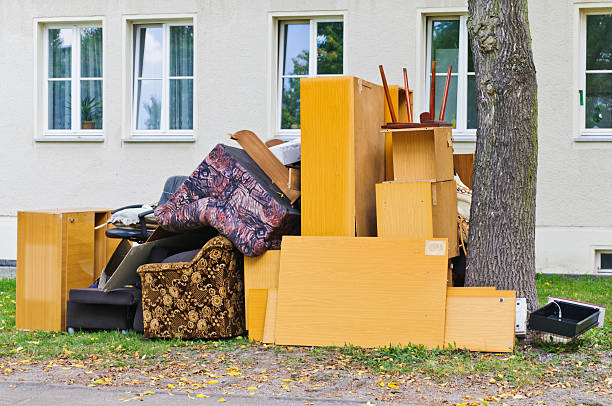 Best Construction Debris Removal  in Larksville, PA